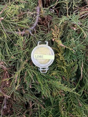Lime disidratato e macinato