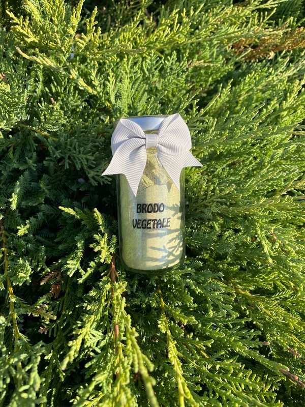 BRODO VEGETALE SENZA AGLIO BRODO VEGETALE SENZA AGLIO