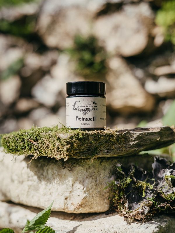 ausverkauft - Beinwell-Salbe ausverkauft - Beinwell-Salbe