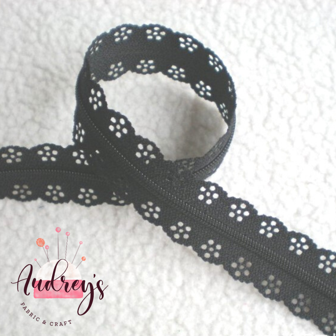 Lace Black | Continuous Zipper Tape, #3 | Nylon