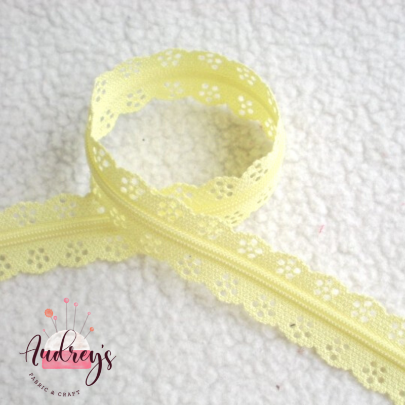 Lace Lemon | Continuous Zipper Tape, #3 | Nylon