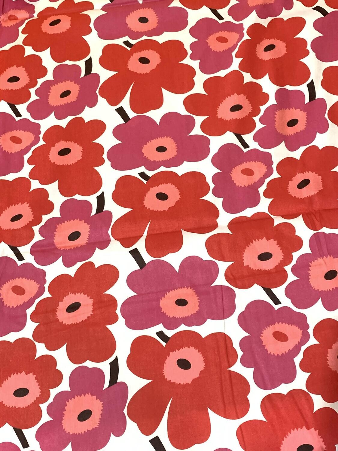 Retro Flowers | Twill-weave Cotton Woven | 160cm wide