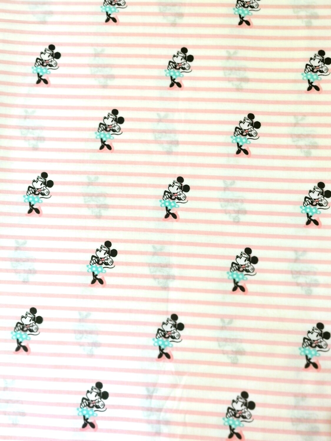 Minnie on Stripes | Licensed Quilting Cotton | 112cm wide