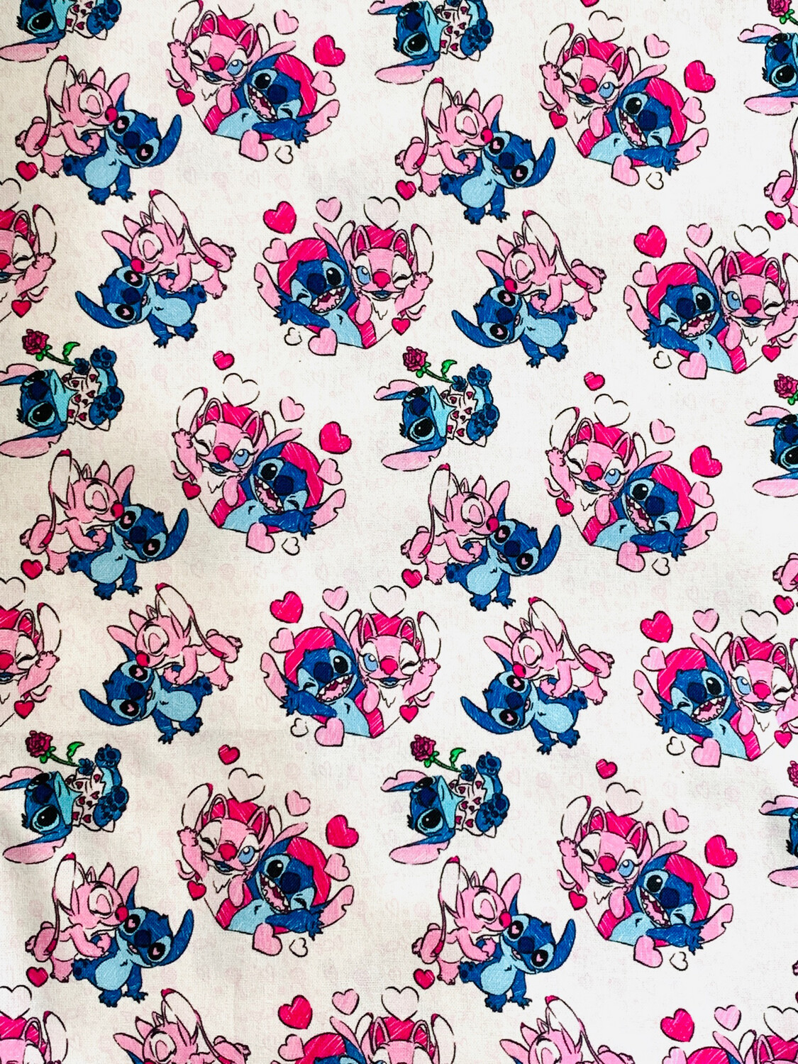 Stitch Lovers | Custom Quilting Cotton | 145cm wide - 0.45m Piece