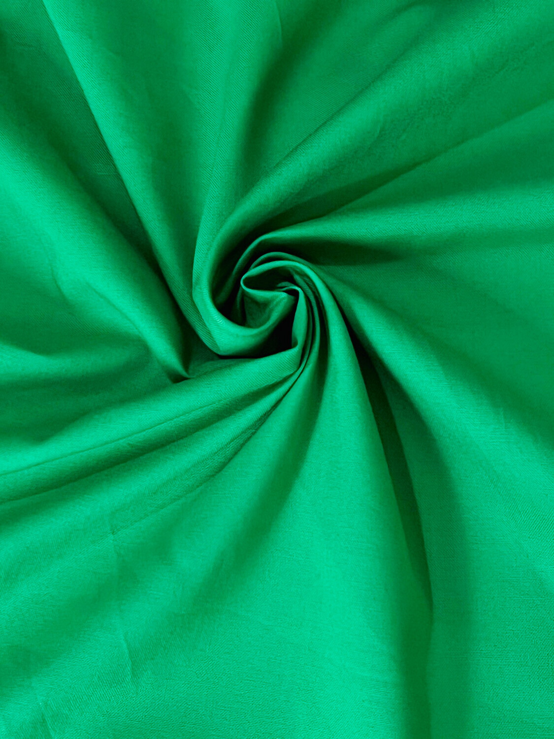 Parakeet Green | Quilting Cotton Solids (Homespun) | 112cm Wide