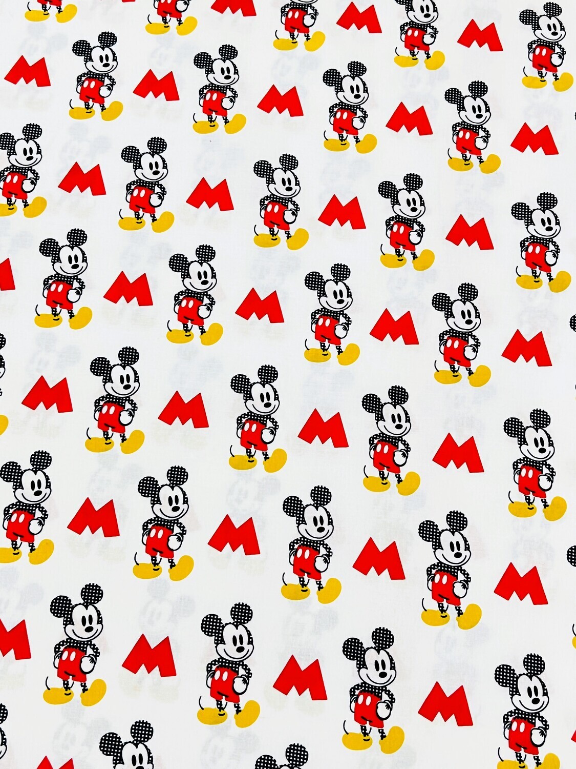 Mickey | Licensed Quilting Cotton | 112cm wide