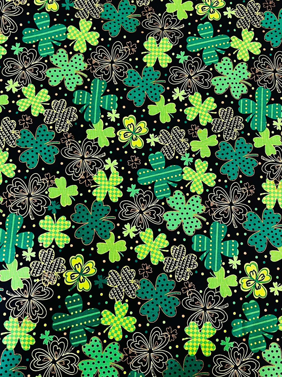 Shamrock Party | Quilting Cotton | 112cm wide - 0.45m Piece