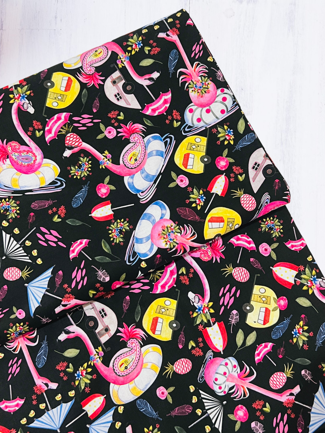 Vacation, Black | Quilting Cotton | 112cm wide