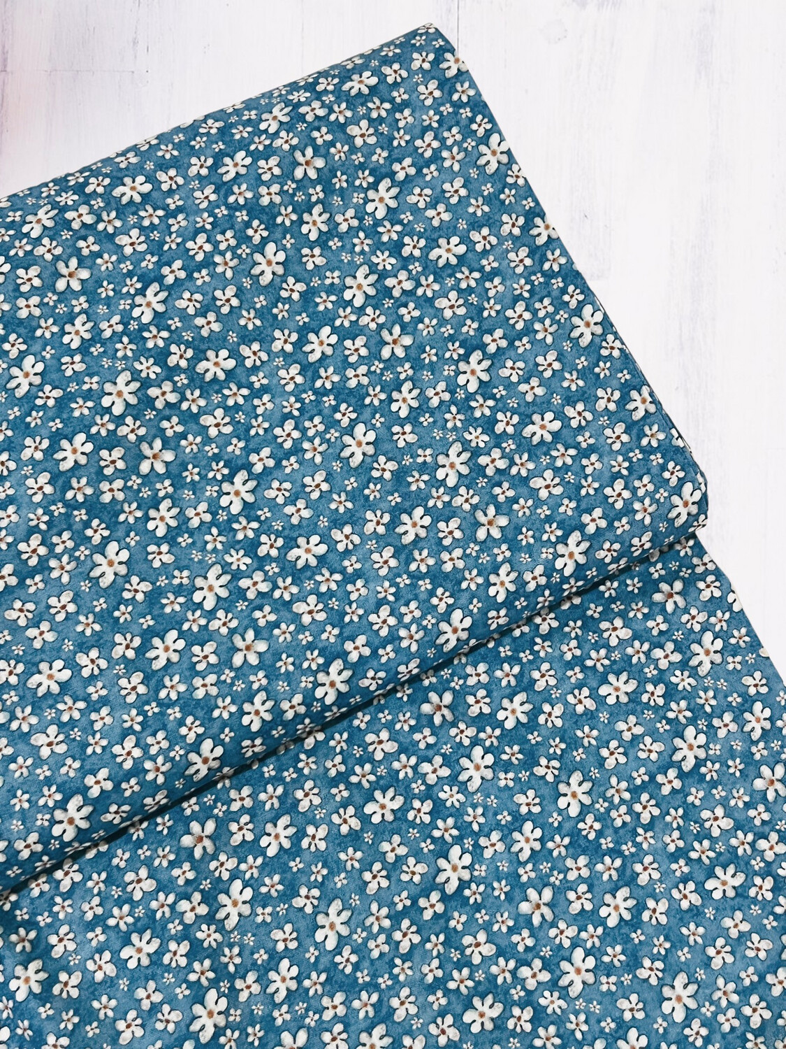 Daisy | Quilting Cotton | 112cm wide