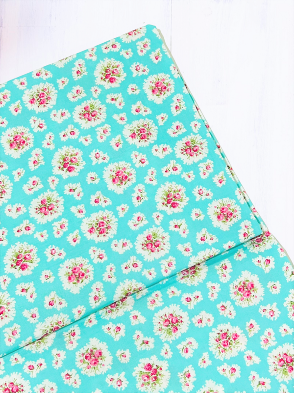 Ditsy Roses, Aqua | Quilting Cotton | 112cm wide