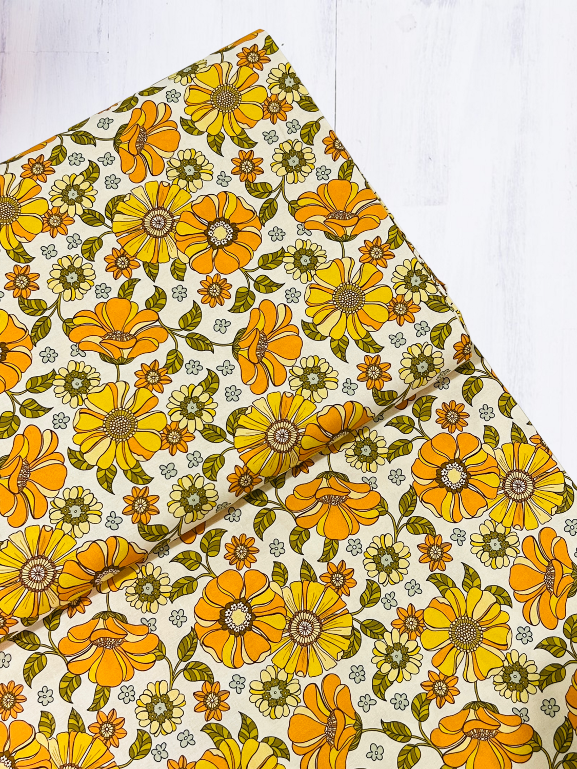 Retro Blooms, Fall | Quilting Cotton | 112cm wide