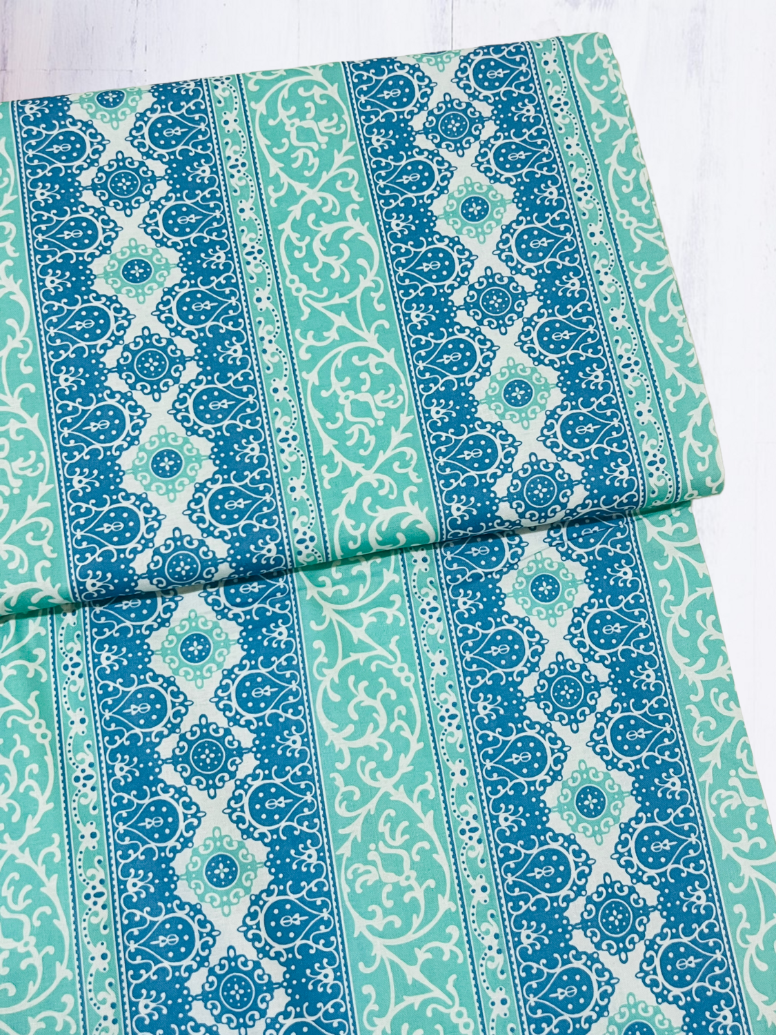 Vienna Romance | Quilting Cotton | 112cm wide