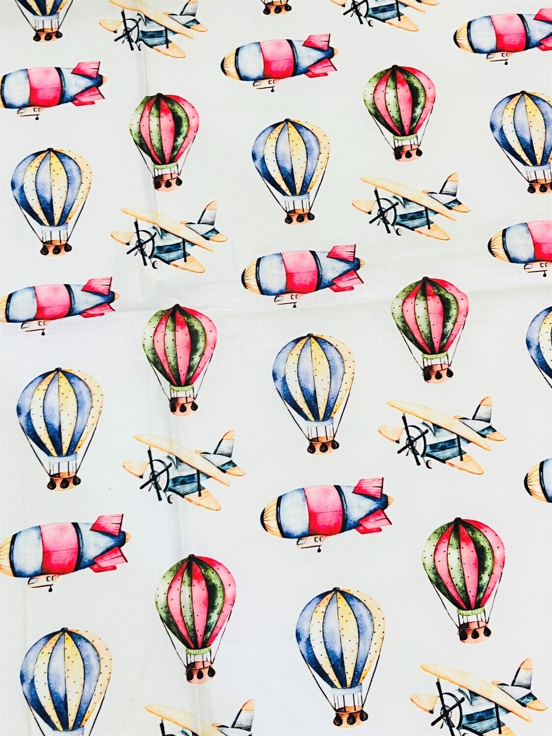 Flying in the Sky | Quilting Cotton | 112cm wide - 0.95m Piece