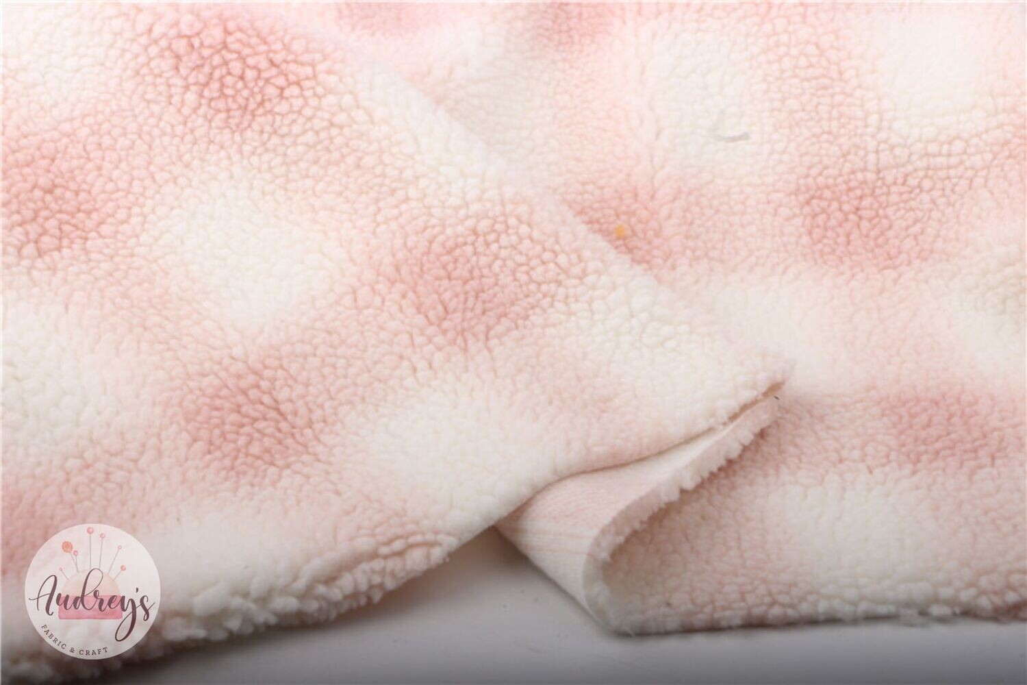 Pink &amp; Cream | Teddy Sherpa Fleece Plush Fleece | 158cm Wide