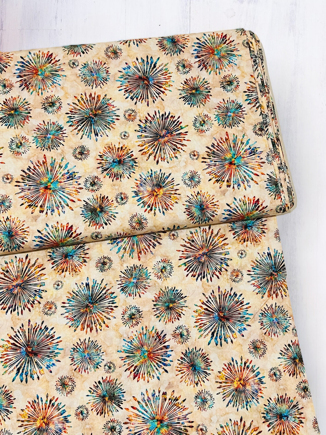 Fireworks, Beige | Quilting Cotton | 112cm wide