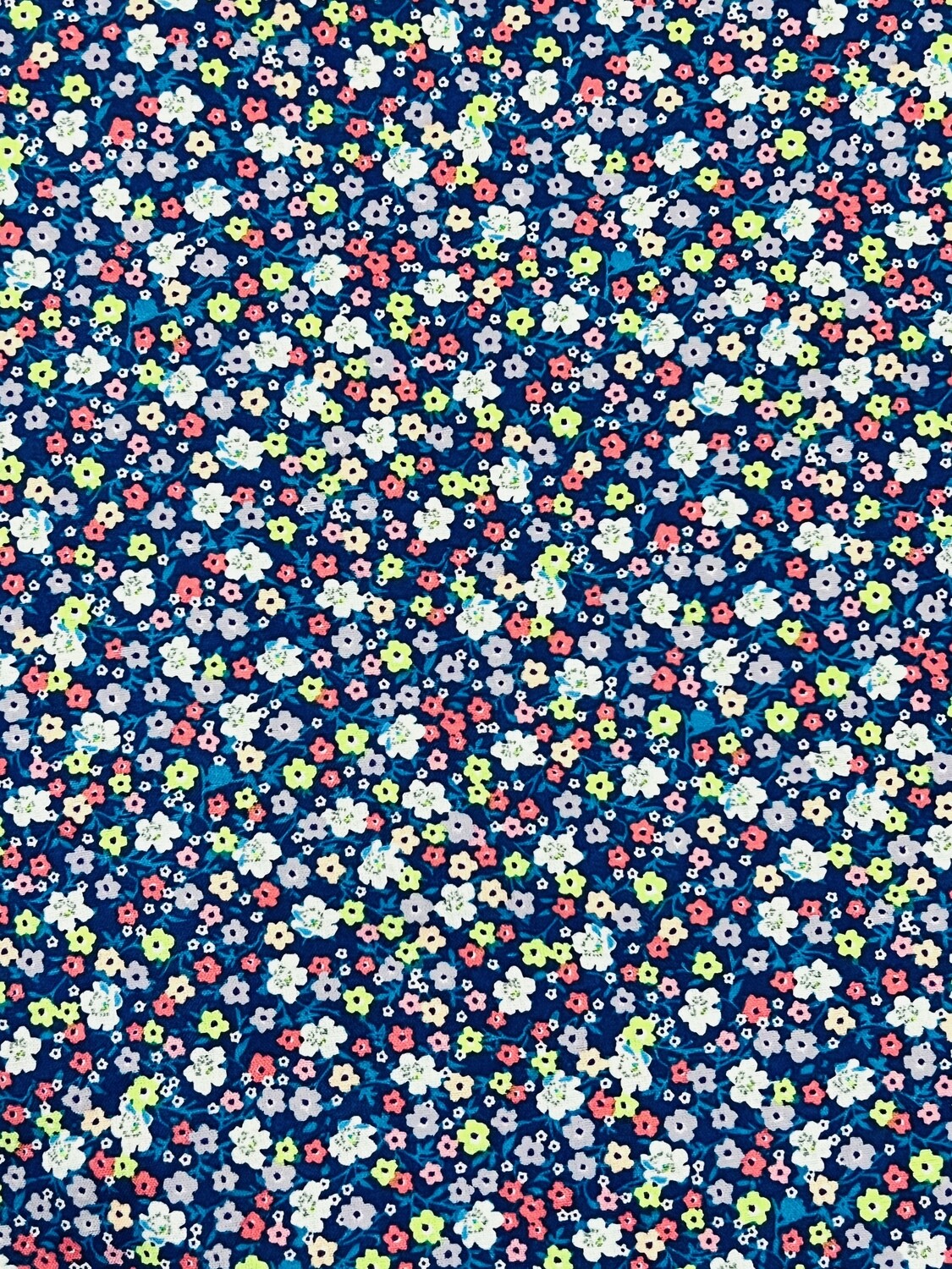 Small-Scale Ditsy Floral | Quilting Cotton | 112cm wide