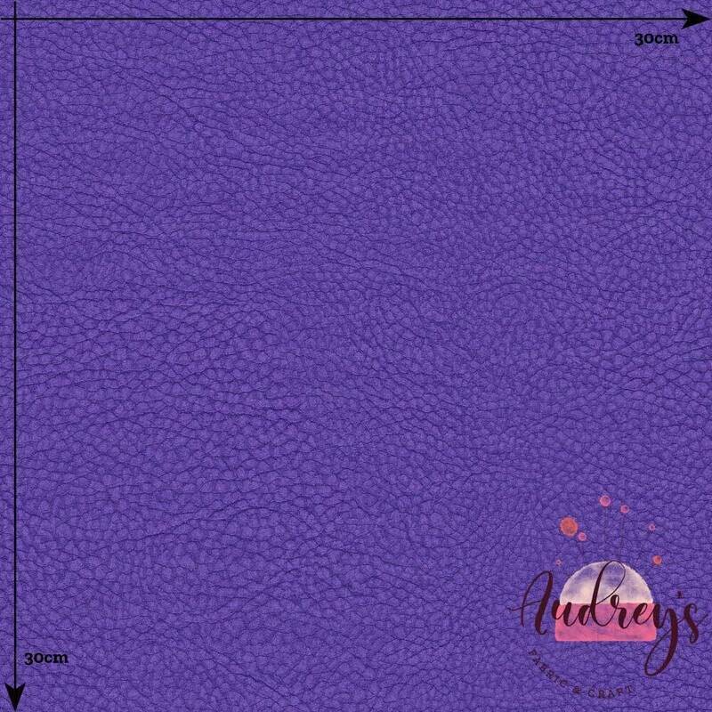 Leather-look 049 | PRE-ORDER | Choose Your Own Base