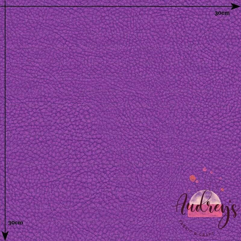 Leather-look 051 | PRE-ORDER | Choose Your Own Base