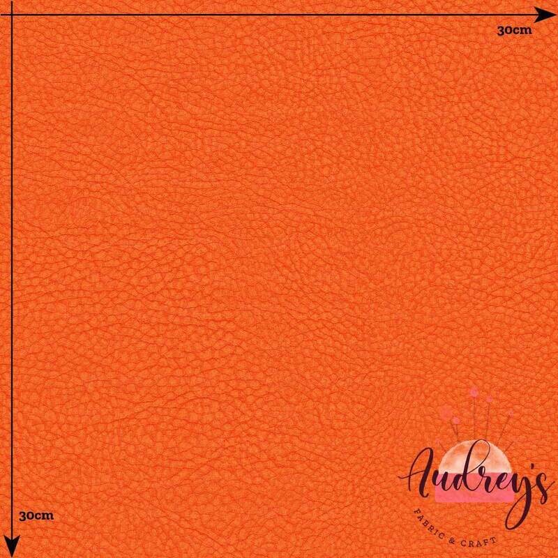 Leather-look 082 | PRE-ORDER | Choose Your Own Base