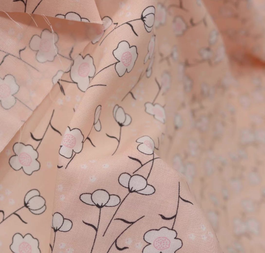 Cotton Flowers | Rayon Fabric | 142cm wide