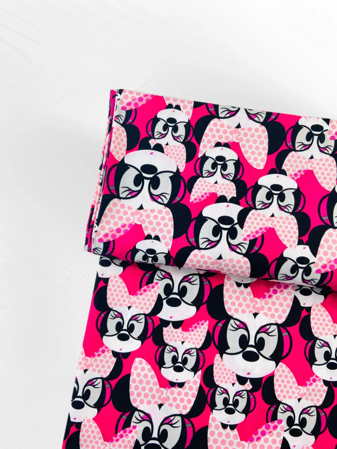 Curious Minnie | Licensed Quilting Cotton | 112cm wide