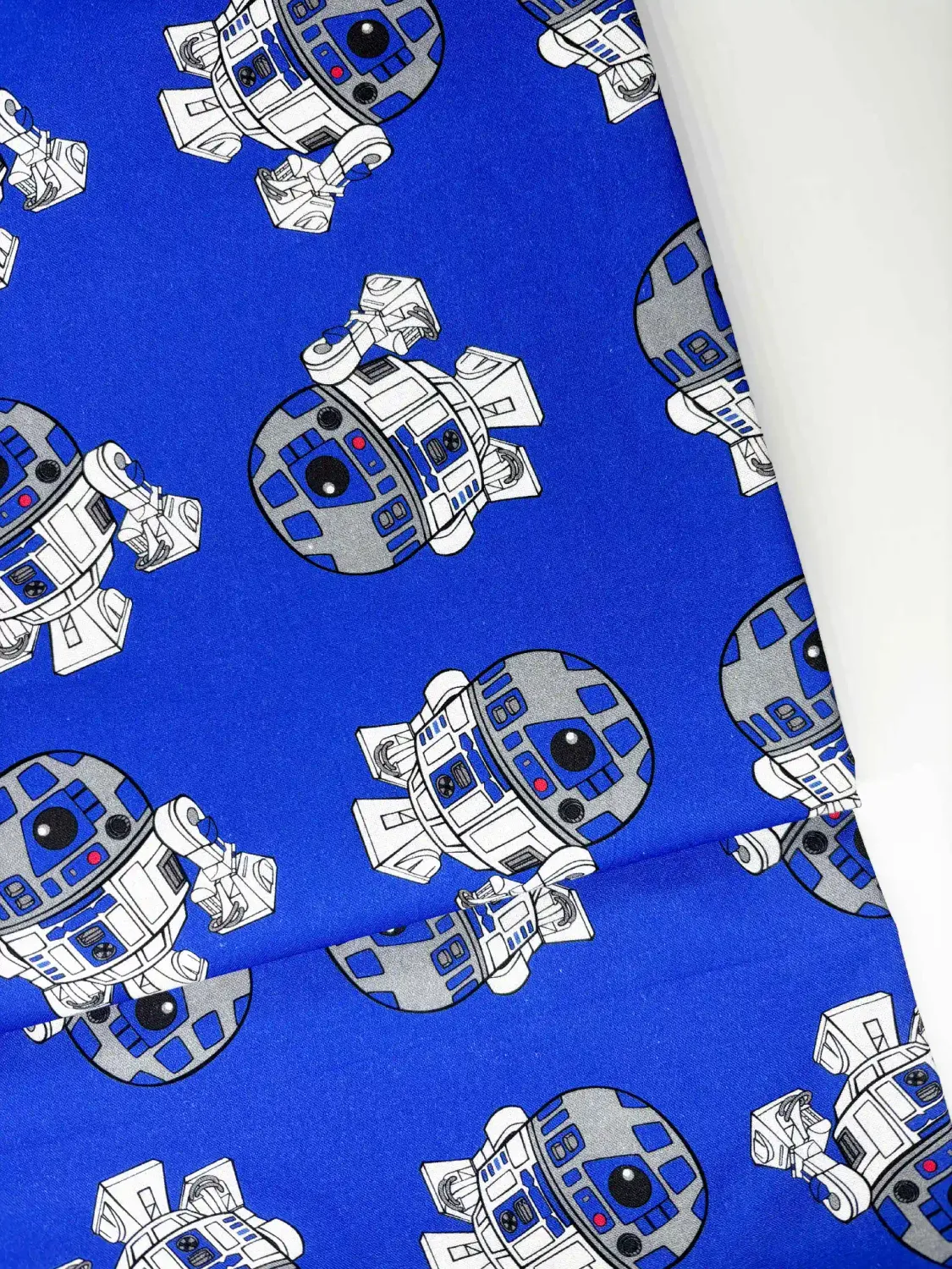 Star Wars, R2-D2 Galaxy Spaceship | Licensed Quilting Cotton | 112cm wide