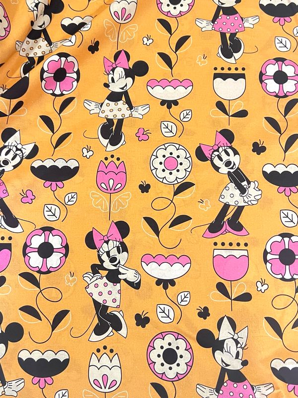 Minnie&#39;s Garden Party | Licensed Quilting Cotton | 145cm wide