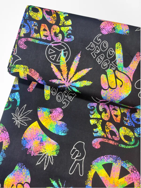 Peace &amp; Love | Quilting Cotton | 112cm wide