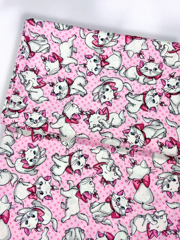 Aristocats, Many Faces of Marie | Licensed Quilting Cotton | 112cm wide