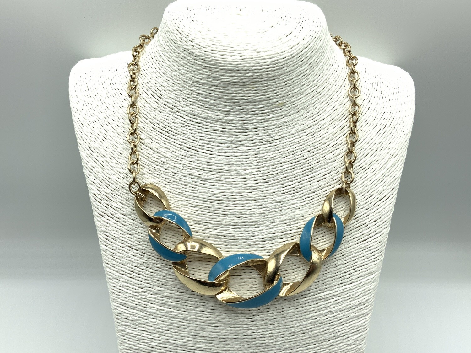 1980's Gold Tone & Enamel Chainlink Collar Necklace