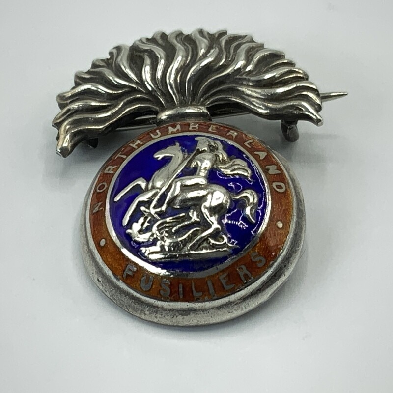 Vintage Northumber Fusiliers Silver & Enamel Sweetheart pin
