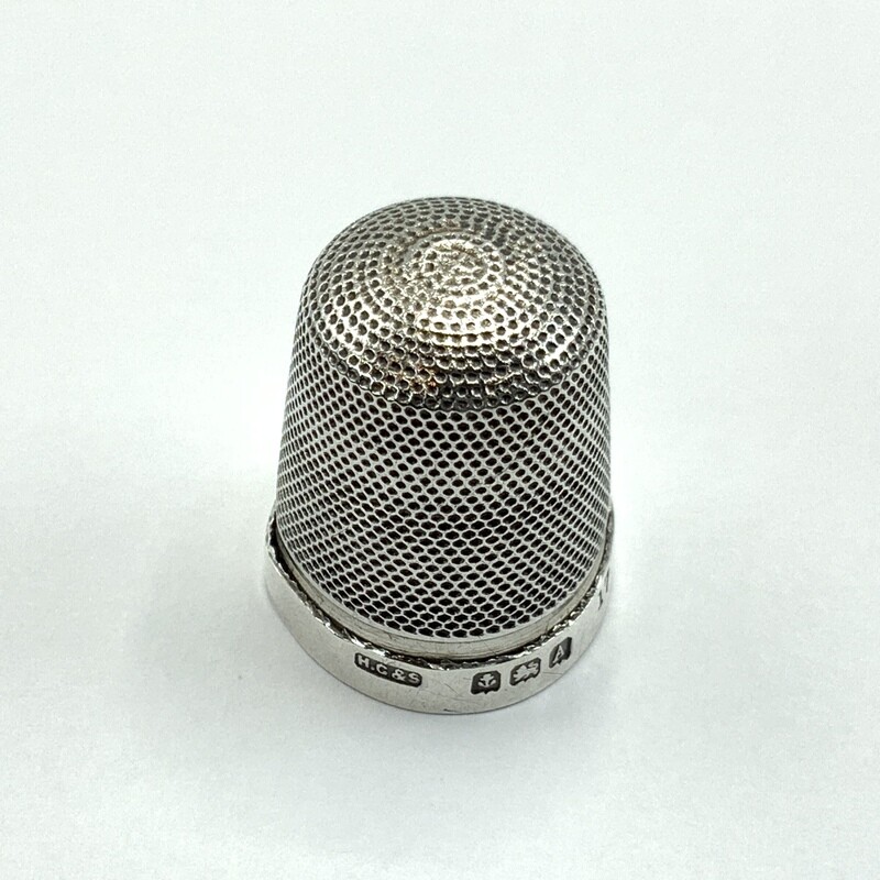 Vintage Silver Thimble.