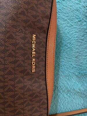Michael Kors MK Jet Set Crossbody bag