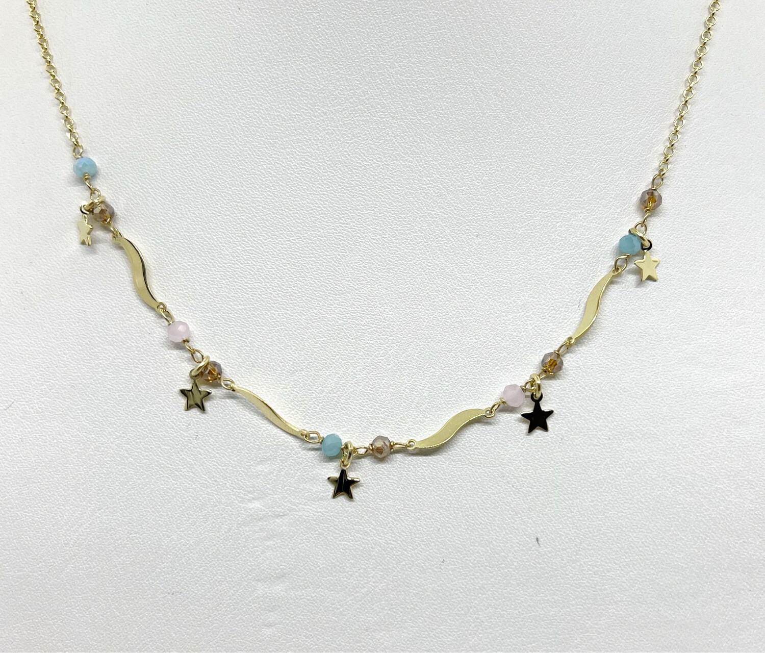 Collar dorado estrellas