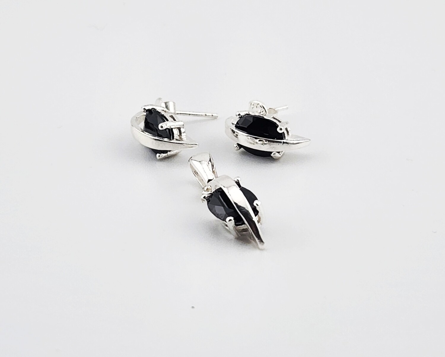 Conjunto de Arete y Dije