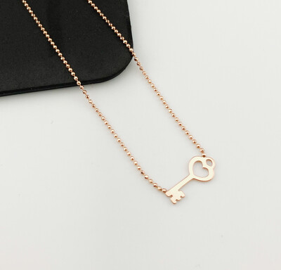 Cadena de corazón con llave