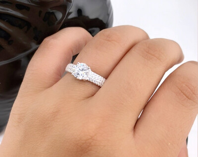 Anillo de compromiso