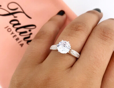 Anillo de compromiso