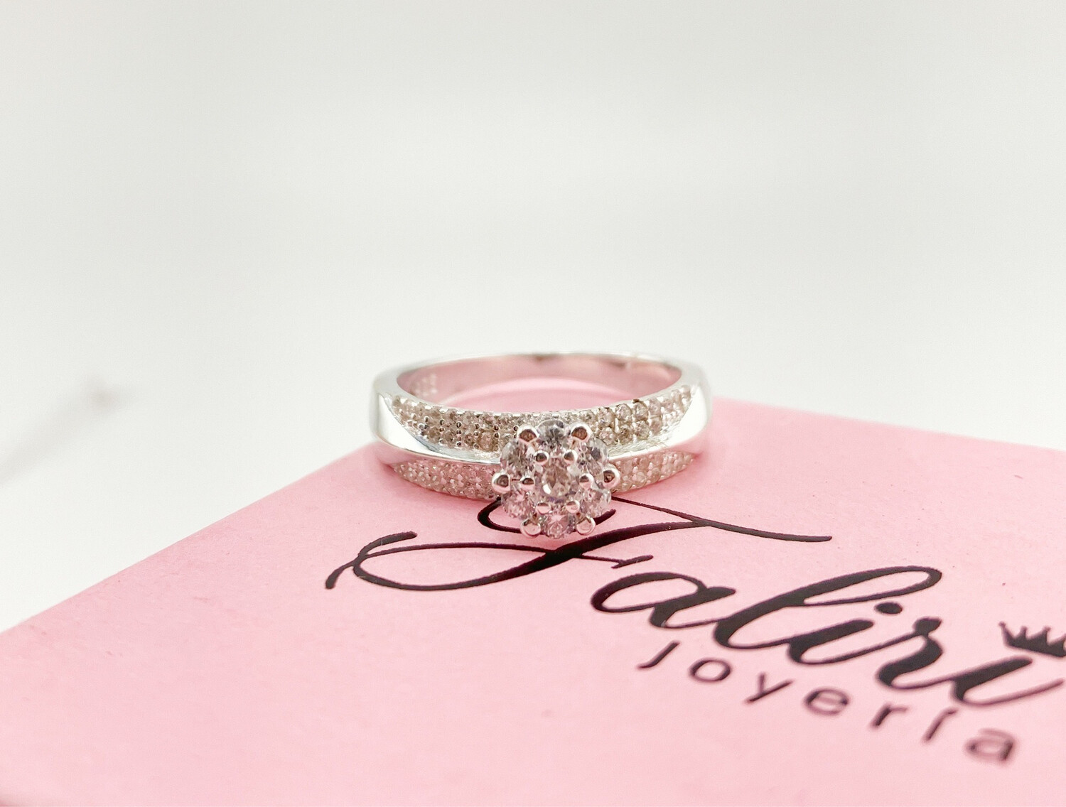 Anillo de compromiso