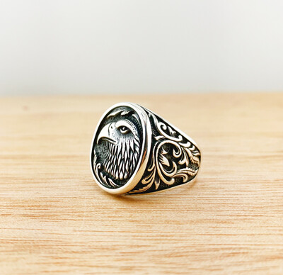 Anillo águila Rodinado