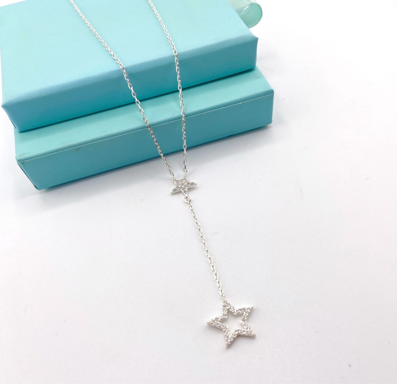Gargantilla de estrellas