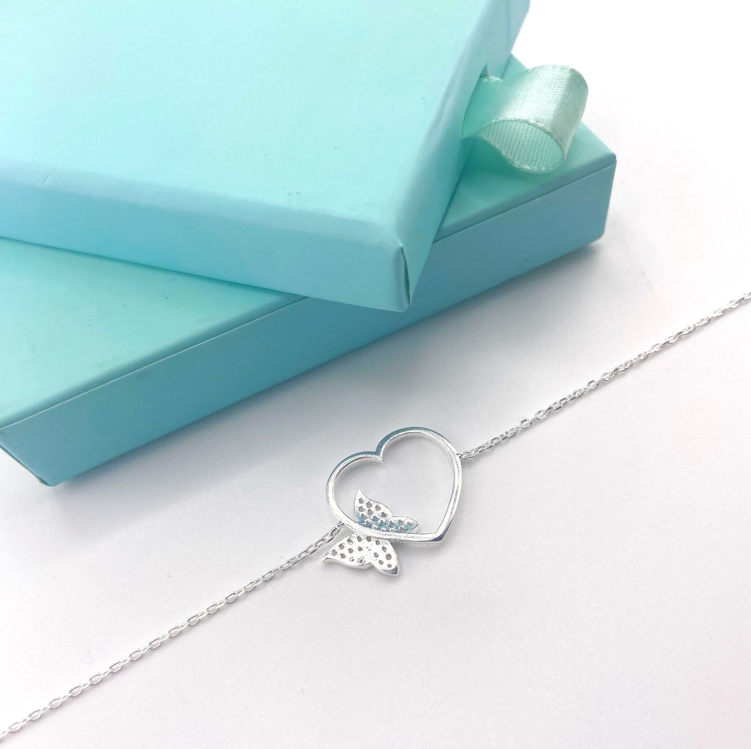 Pulsera corazón mariposa