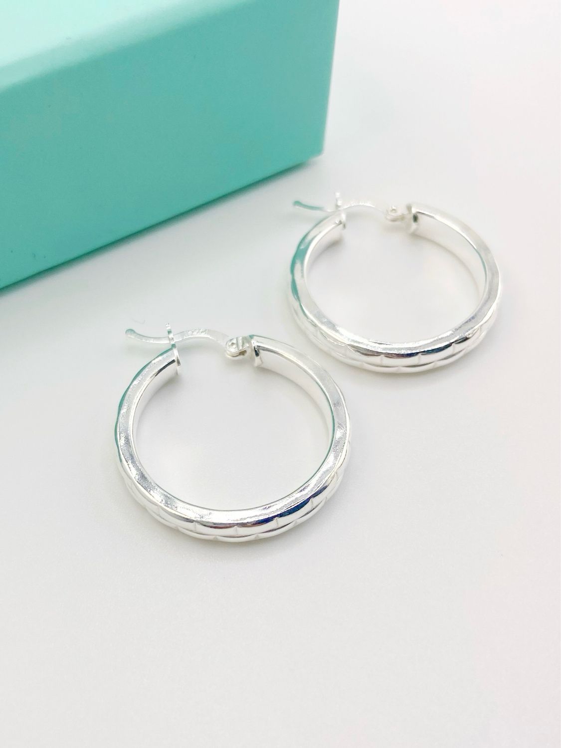 Argollas con textura