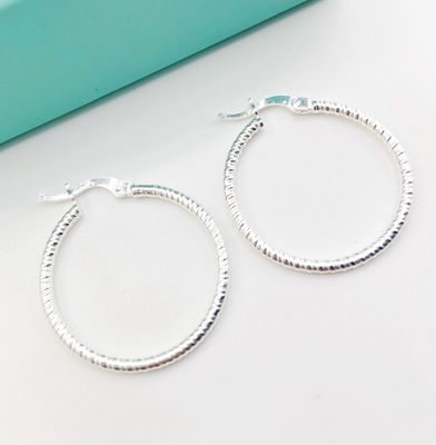 Argollas con textura
