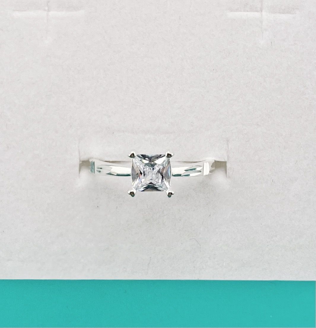 Anillo de compromiso