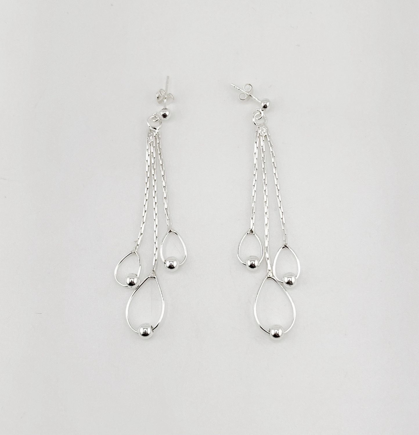 Aretes colgantes