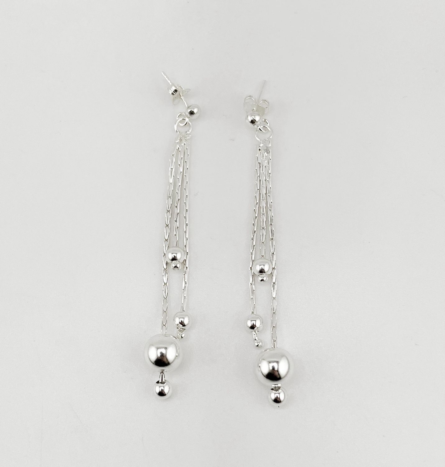Aretes colgantes