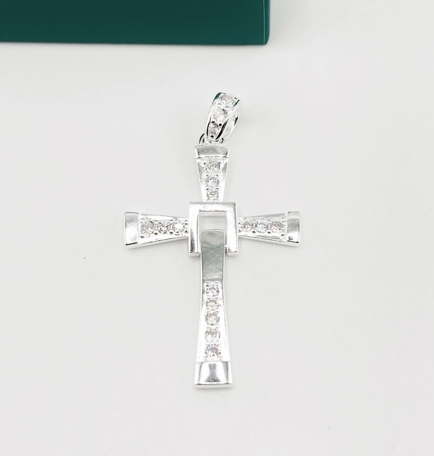 Dije Cruz de toreto