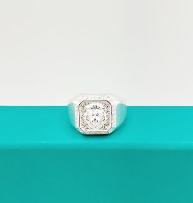 Anillo leon