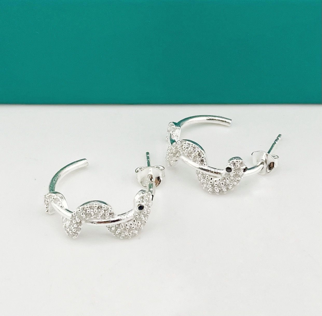 Aretes serpiente